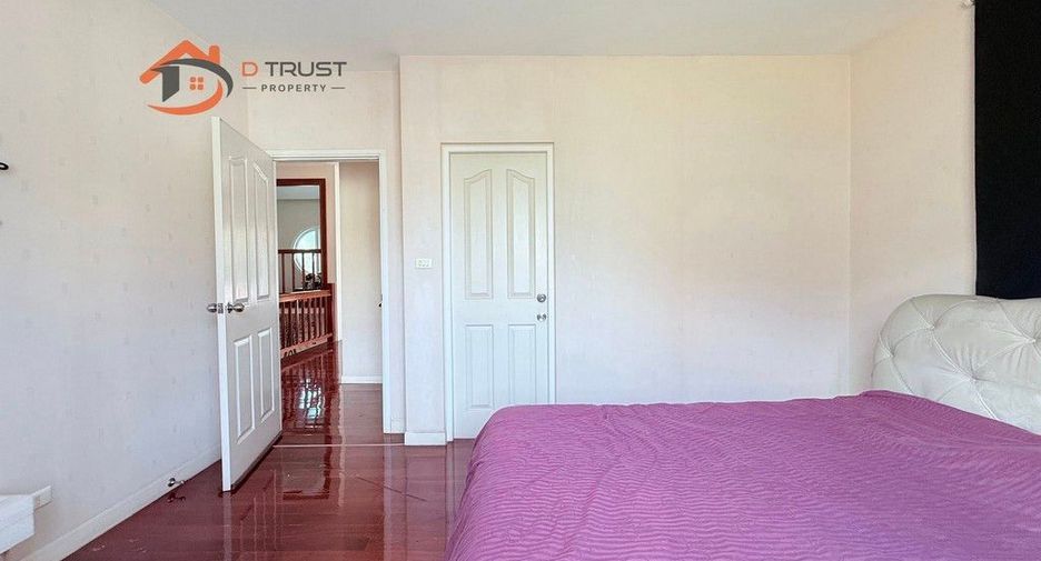 For sale 4 bedrooms house in Bang Phli, Samut Prakan