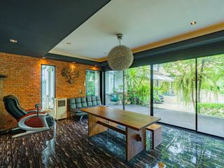 À vendre 5 chambres maison à Suan Luang, Bangkok