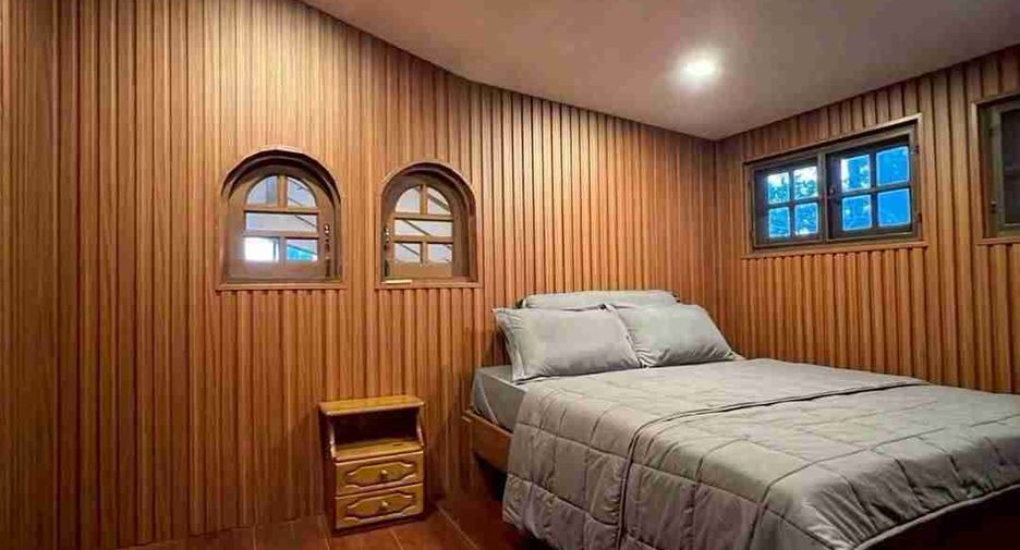 For rent 4 bedrooms house in San Sai, Chiang Mai