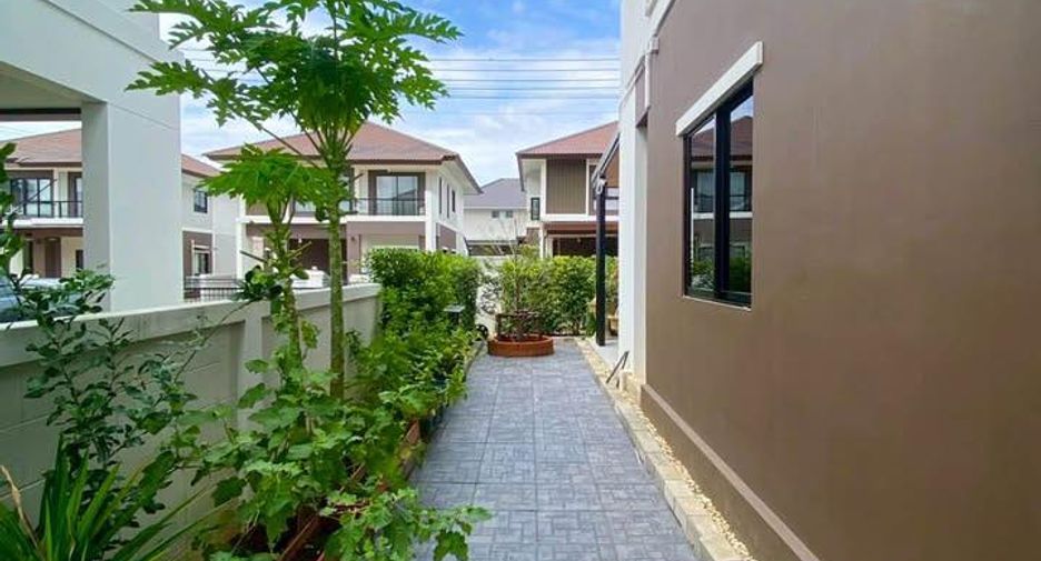 Casa en alquiler de 4 habitaciones en Hang Dong, Chiang Mai