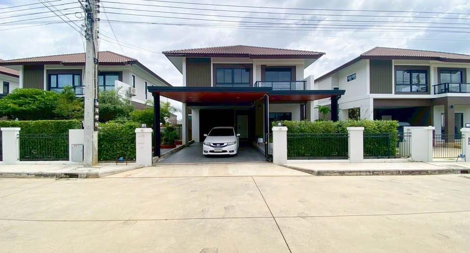 Casa en alquiler de 4 habitaciones en Hang Dong, Chiang Mai