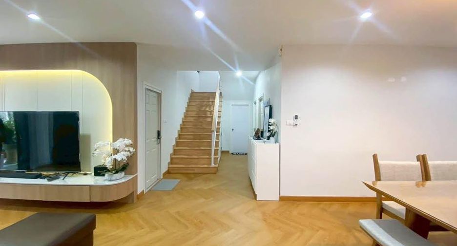 Casa en alquiler de 4 habitaciones en Hang Dong, Chiang Mai