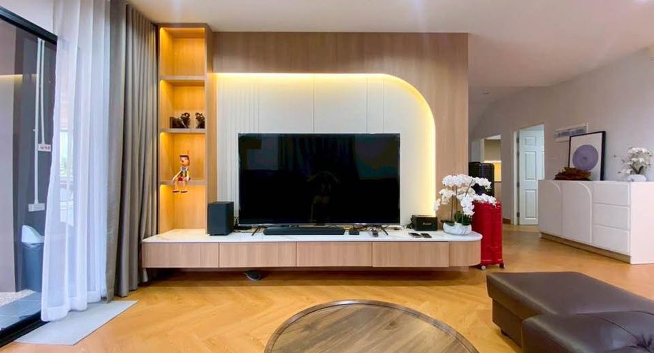 Casa en alquiler de 4 habitaciones en Hang Dong, Chiang Mai