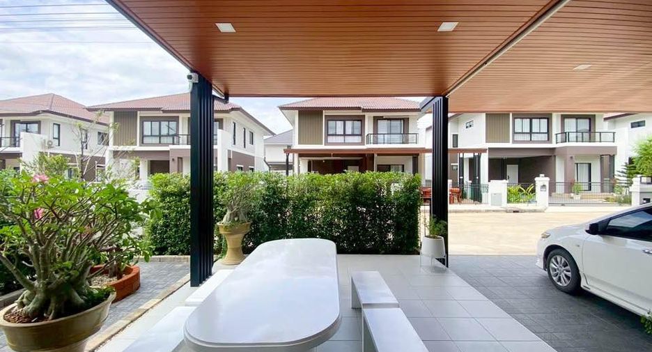 Casa en alquiler de 4 habitaciones en Hang Dong, Chiang Mai
