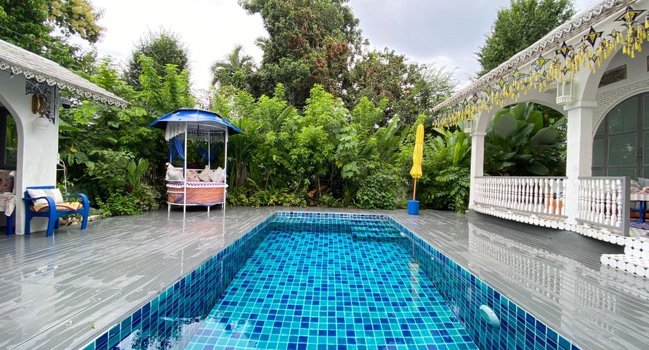 Haus zur Miete und zum Kauf mit 5 Zimmer in Mueang Chiang Mai, Chiang Mai