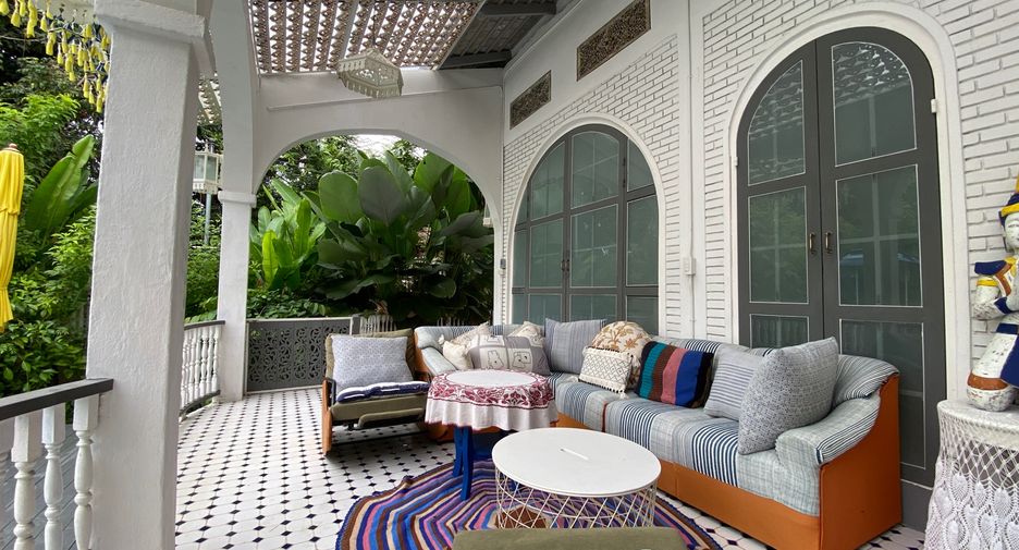 Haus zur Miete und zum Kauf mit 5 Zimmer in Mueang Chiang Mai, Chiang Mai