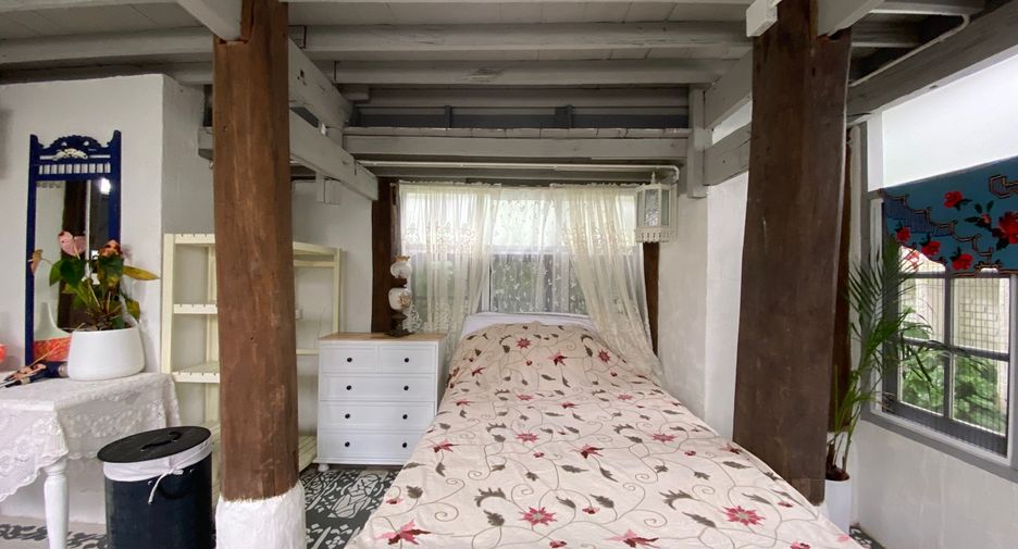 Haus zur Miete und zum Kauf mit 5 Zimmer in Mueang Chiang Mai, Chiang Mai