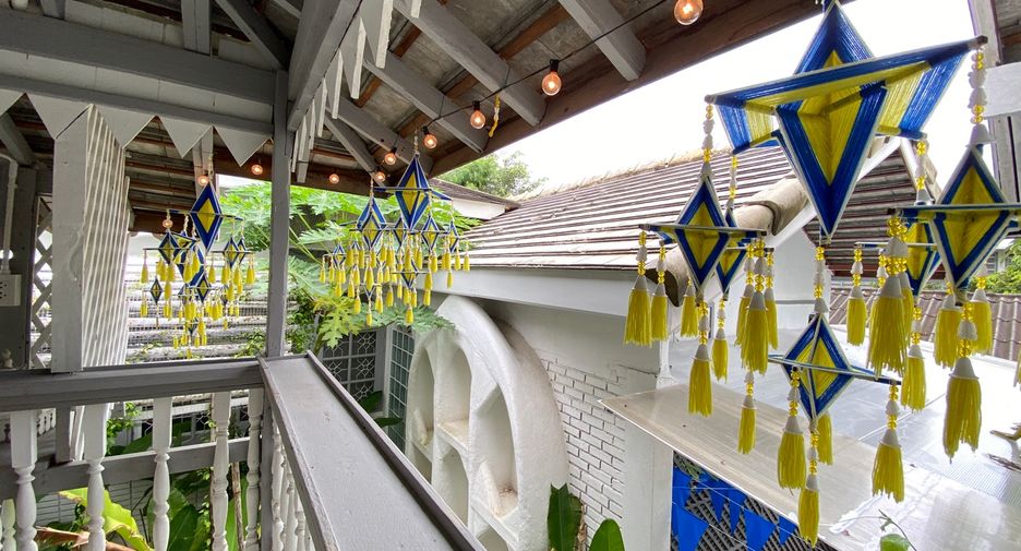 Haus zur Miete und zum Kauf mit 5 Zimmer in Mueang Chiang Mai, Chiang Mai