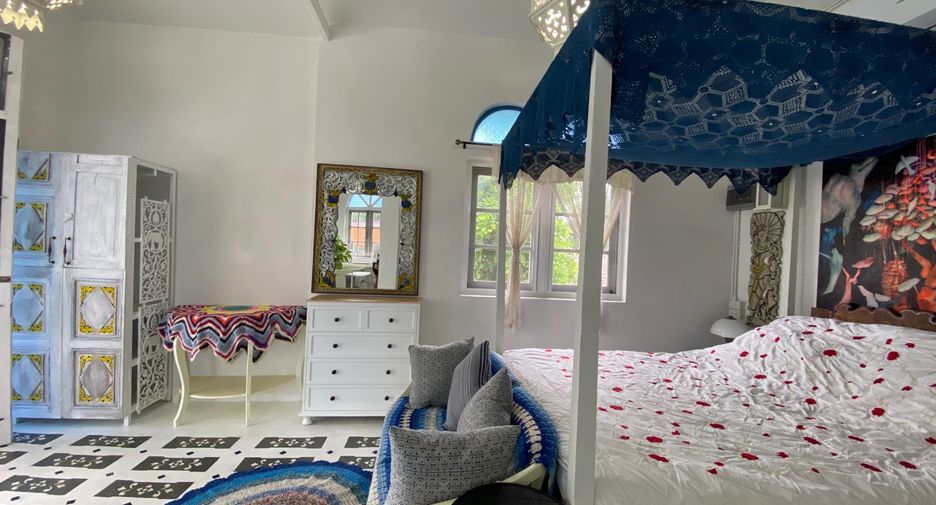 Haus zur Miete und zum Kauf mit 5 Zimmer in Mueang Chiang Mai, Chiang Mai
