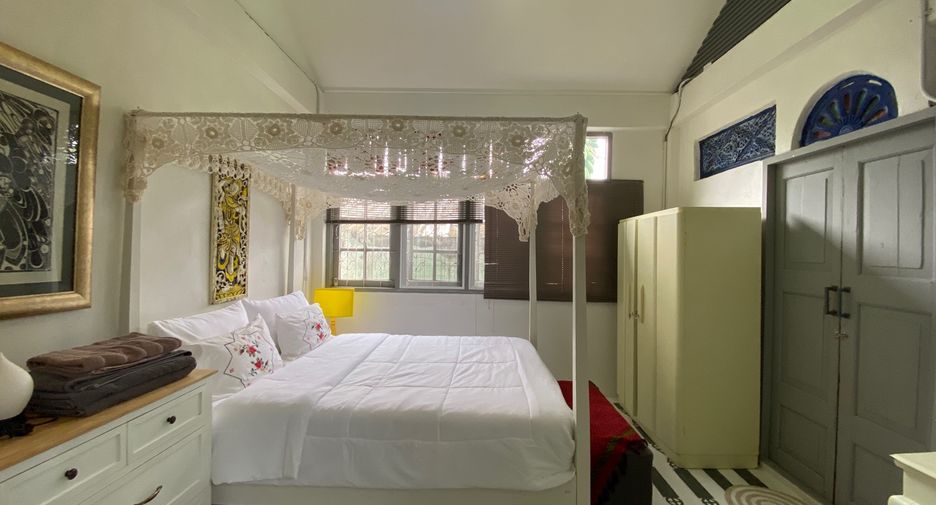 Haus zur Miete und zum Kauf mit 5 Zimmer in Mueang Chiang Mai, Chiang Mai