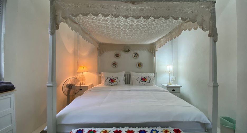 Haus zur Miete und zum Kauf mit 5 Zimmer in Mueang Chiang Mai, Chiang Mai