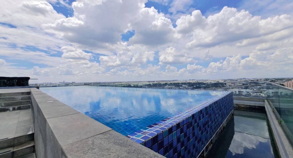 For sale 2 bedrooms condo in Bang Khen, Bangkok