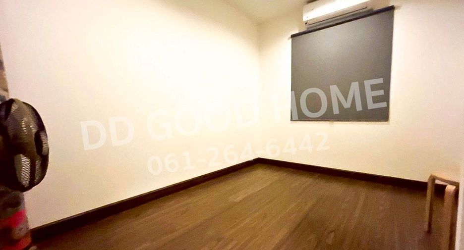 À vendre 3 chambres maison de ville à Mueang Nonthaburi, Nonthaburi