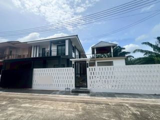 For sale 4 ベッドルーム townhouse in Thalang, Phuket