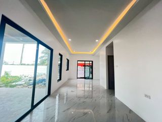 For sale 4 ベッドルーム townhouse in Thalang, Phuket