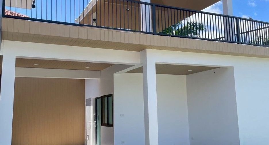 Casa adosada en venta de 4 habitaciones en Thalang, Phuket