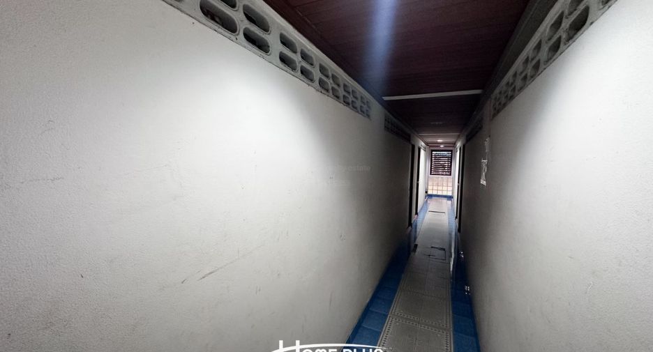 À vendre 43 chambres appartement à Bang Sao Thong, Samut Prakan