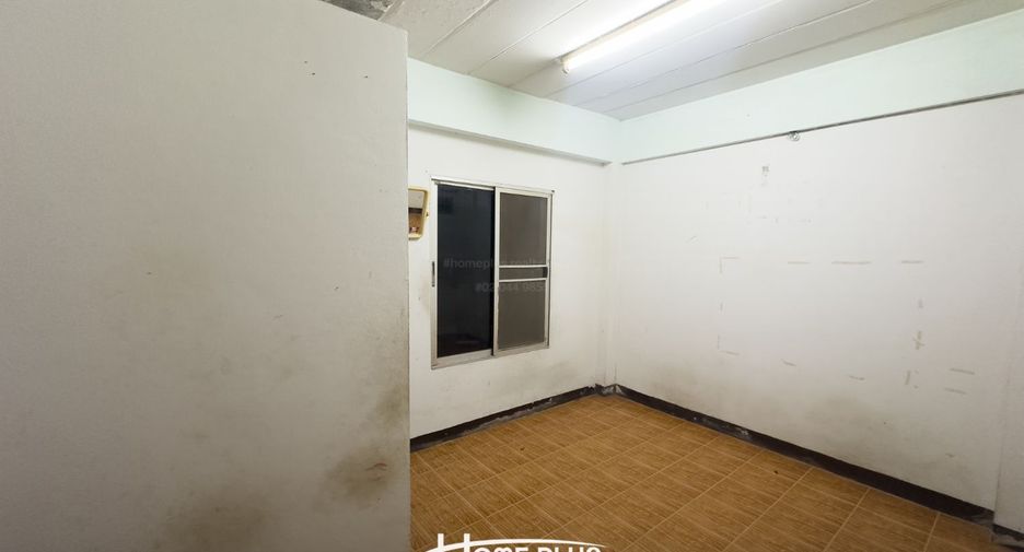 À vendre 43 chambres appartement à Bang Sao Thong, Samut Prakan