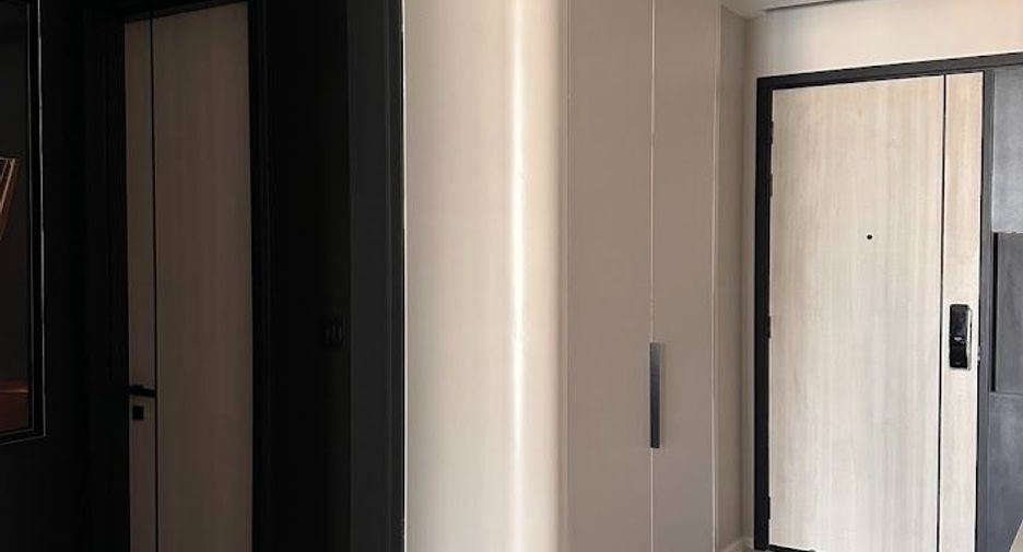 For rent and for sale 2 bedrooms condo in Ratchathewi, Bangkok