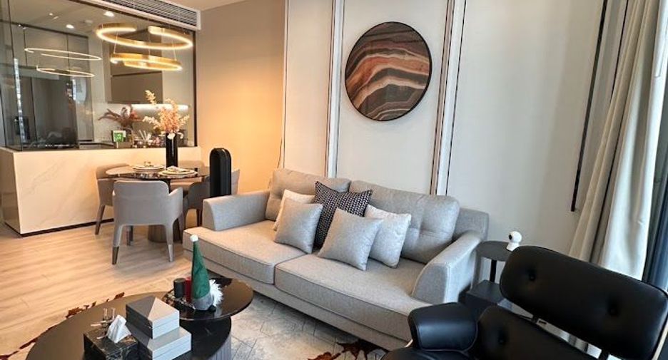 For rent and for sale 2 bedrooms condo in Ratchathewi, Bangkok