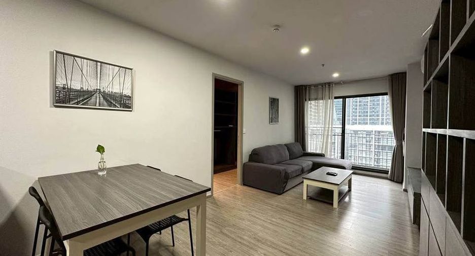 For sale 2 ベッドルーム condo in Watthana, Bangkok