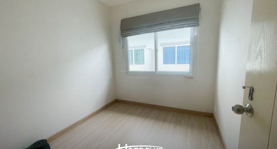 For sale 4 bedrooms townhouse in Don Mueang, Bangkok