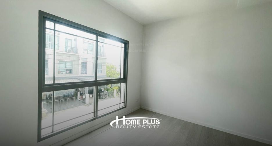 For sale 3 bedrooms townhouse in Pak Kret, Nonthaburi