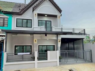 For sale 3 bed townhouse in Bang Bua Thong, Nonthaburi