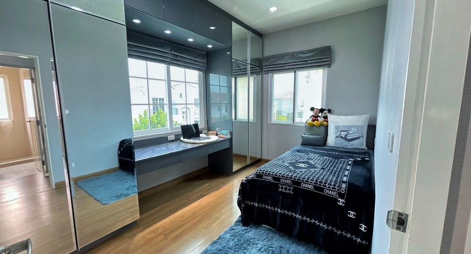 Haus zur Miete mit 4 Zimmer in Bang Khen, Bangkok