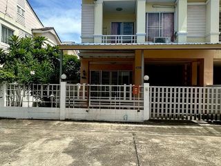 3 Bedroom Townhouse In Si Racha, Chonburi