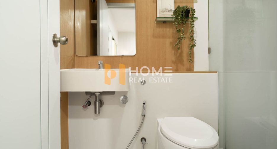 For sale 1 bed condo in Thon Buri, Bangkok