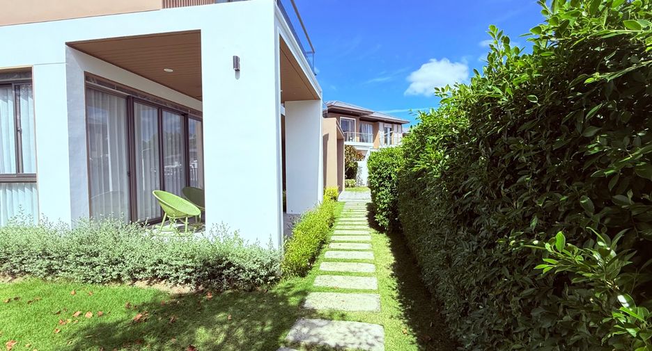 For sale 4 bedrooms house in Bang Lamung, Chonburi