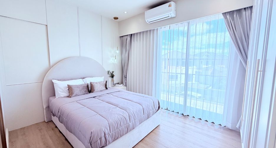 For sale 4 bedrooms house in Bang Lamung, Chonburi
