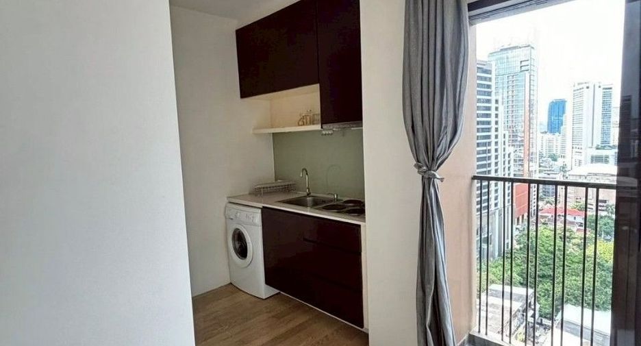 Wohnung zur Miete mit 2 Zimmer in Khlong Toei, Bangkok
