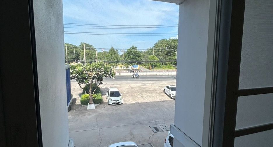 Gewerbefläche zum Kauf mit 2 Zimmer in Mueang Chon Buri, Chonburi