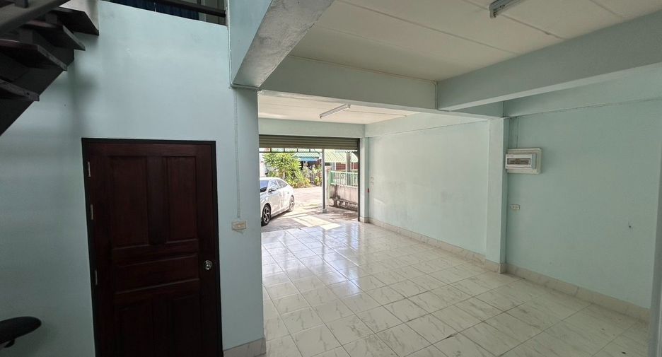 For sale 1 bed townhouse in Mueang Chon Buri, Chonburi
