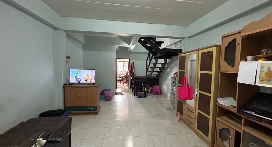 For sale 1 bed townhouse in Mueang Chon Buri, Chonburi
