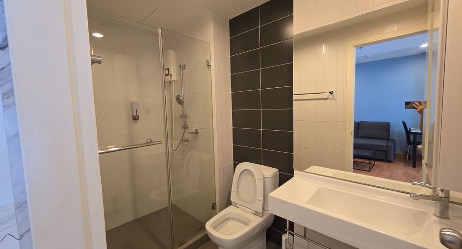 For sale 1 Beds condo in Phasi Charoen, Bangkok
