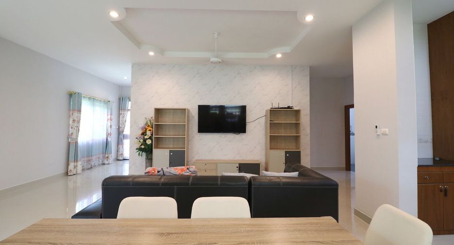 For sale 3 bedrooms house in Mueang Udon Thani, Udon Thani