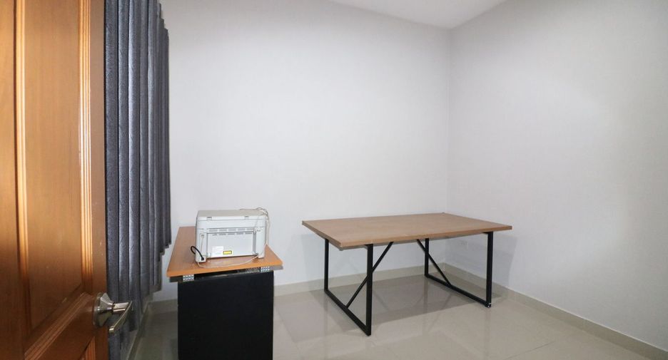For sale 3 bedrooms house in Mueang Udon Thani, Udon Thani