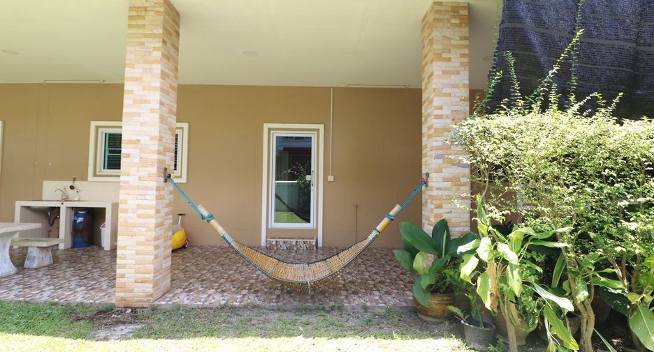 For sale 3 bedrooms house in Mueang Udon Thani, Udon Thani