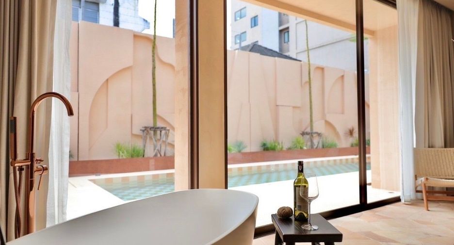 Villa zum Kauf mit 5 Zimmer in Bang Lamung, Chonburi
