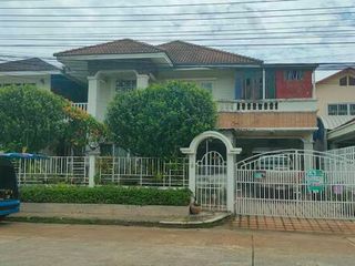 出售 7 卧室 独立屋 在 Mueang Pathum Thani, Pathum Thani