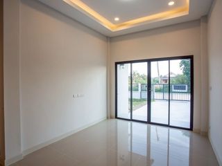 For sale 3 bedrooms house in Cha Am, Phetchaburi