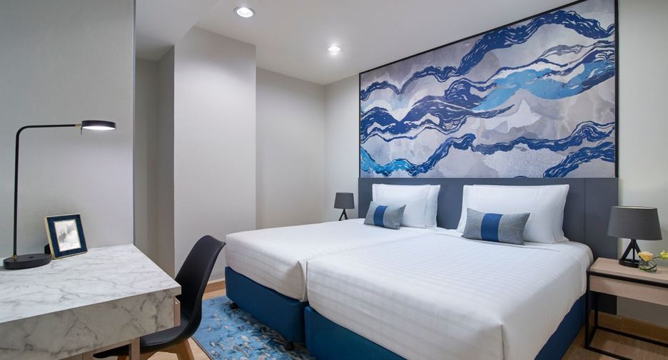 For rent 2 bedrooms condo in Khlong Toei, Bangkok