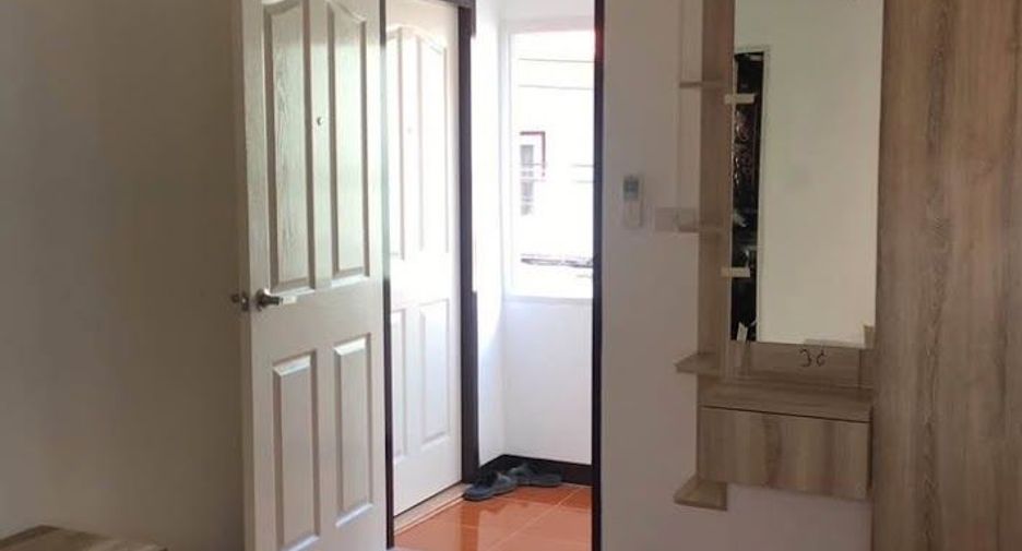 For sale 11 bedrooms hotel in Din Daeng, Bangkok