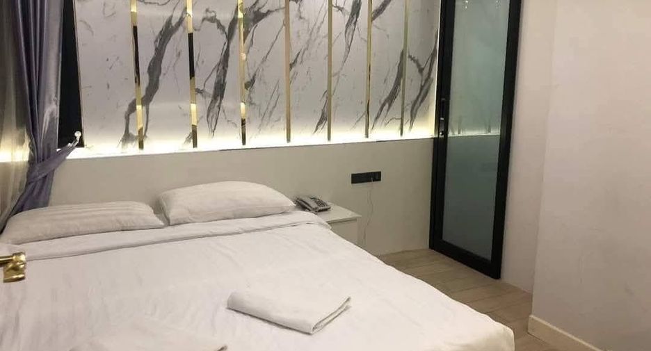 For sale 58 bedrooms hotel in Ratchathewi, Bangkok