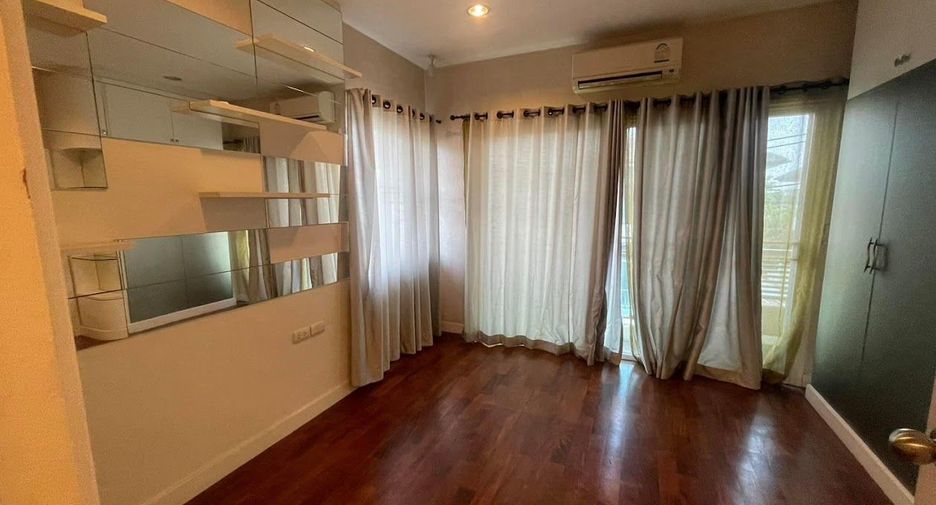 À louer 6 chambres maison à Bang Phli, Samut Prakan