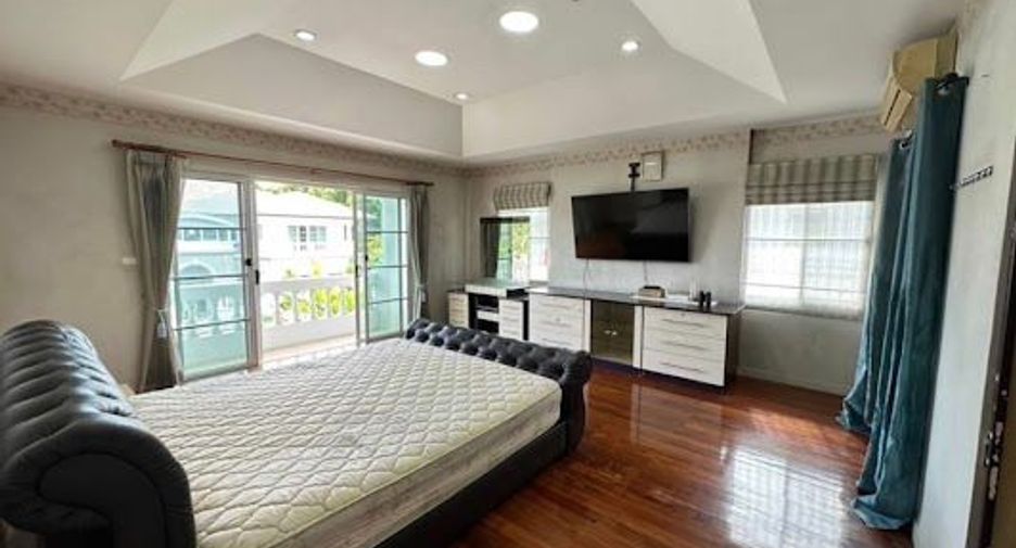 Haus zur Miete mit 4 Zimmer in Prawet, Bangkok