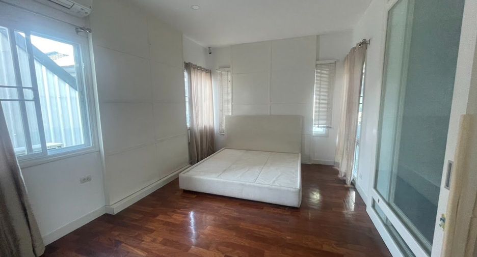 Casa en venta de 5 habitaciones en Khan Na Yao, Bangkok